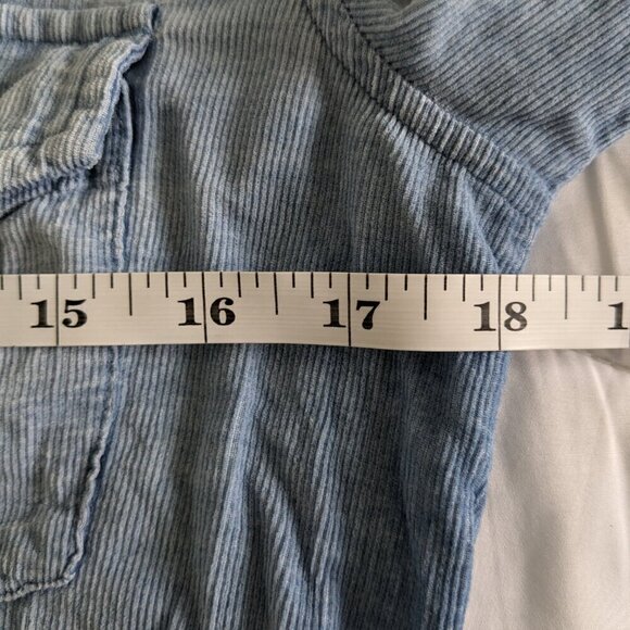 Cloth & Stone Top Women's Small Ombre Blue Corduroy Button-up Raw Hem Roll Tabs - Picture 15 of 16